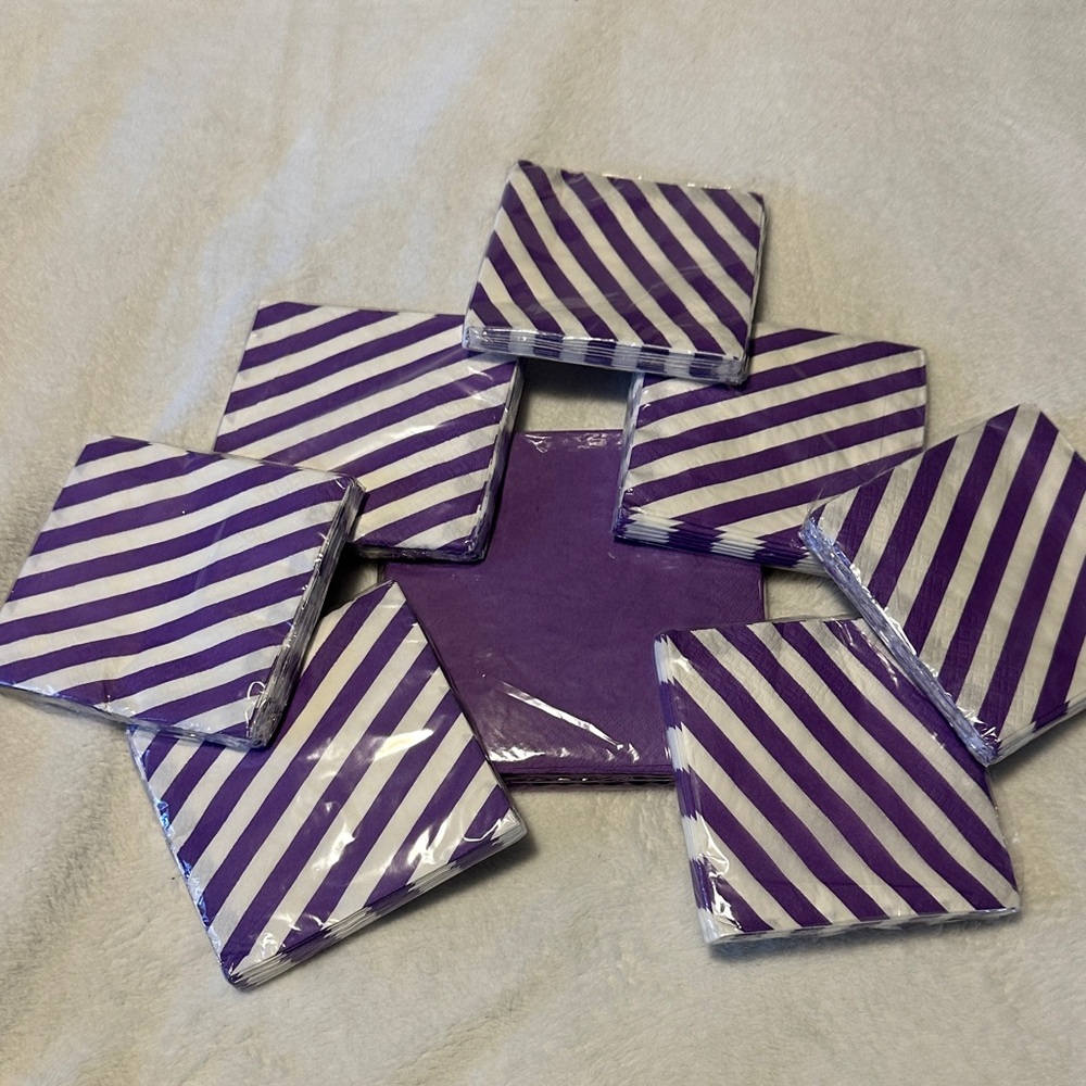 Elegant Purple Striped Party Napkins